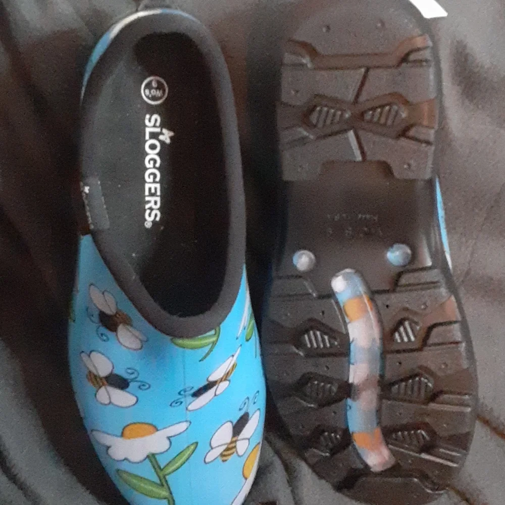 Sloggers size 9